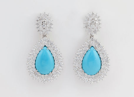 Earring Page Photo</img>
