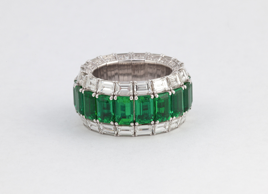 White Gold Emerald and Diamond Xpandable™ Ring
