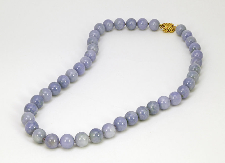 Lavender Jadeite Bead Necklace with Yellow Gold Clasp
