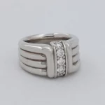Ribbed-diamond-ring-photo-Platinum
